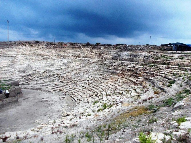 Tarihçi Yurtsever, Magarsus Antik Kenti’nin kayıp şehir ’Vanir’ olduğunu iddia etti