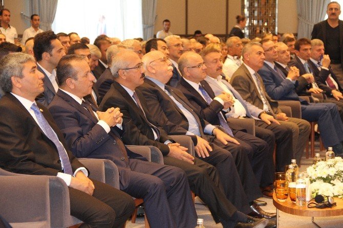 7. Akdeniz Turizm Forumu Mersin’de başladı (2)