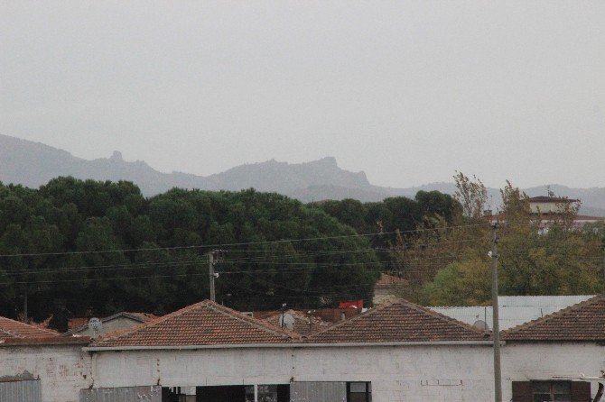 Dağdaki Atatürk silueti ilgi çekiyor