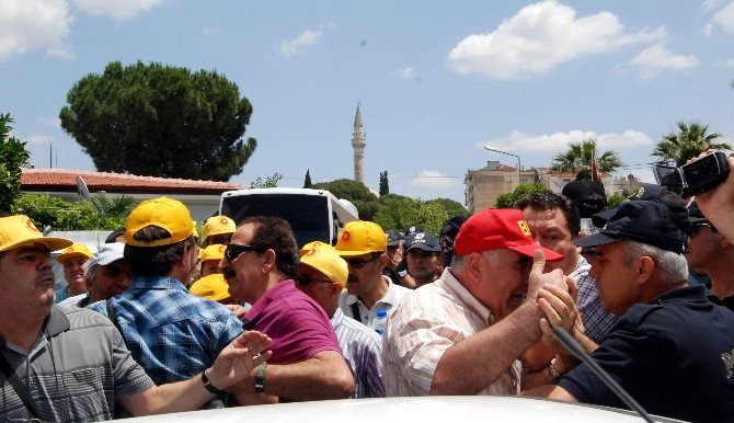 Aydın’daki KESK Eyleminde Slogan Ve Güzergah Gerilimi