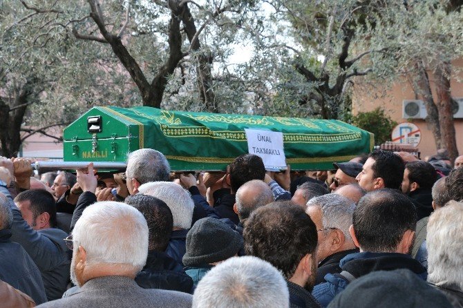 FETÖ’den tutuklu olduğu cezaevinde ölen iş adamı toprağa verildi