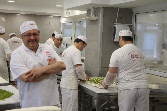 Ustasından İyi Baklavanın Püf Noktaları