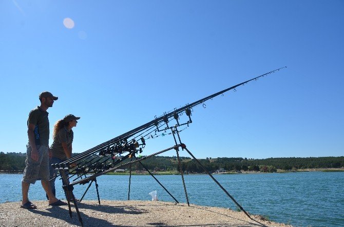 Bilecik Pelitözü Gölpark, çevre illerden misafirlerini ağırlamaya devam ediyor