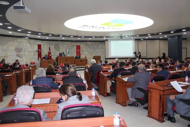 Balıkesir Büyükşehir Belediye Meclisi toplandı