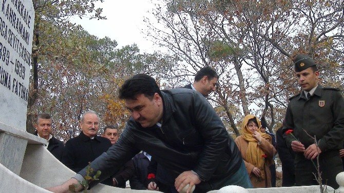 Çanakkale Koca Seyit mezarı başında anıldı