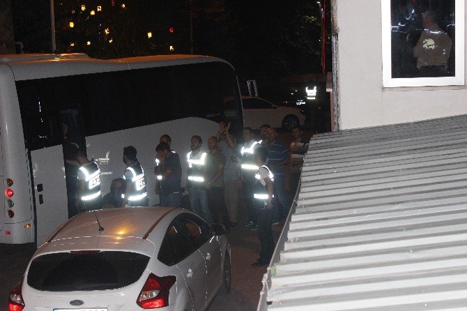 Bartın’da 12 polis tutuklandı