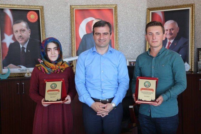 Başkan Yemenici’den sporda ve sosyal anlamda başarılılara ödül