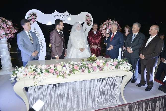 Keçiören Belediye Başkanı Mustafa Ak’ın oğlunun nikah şahidi, Başbakan Yıldırım oldu