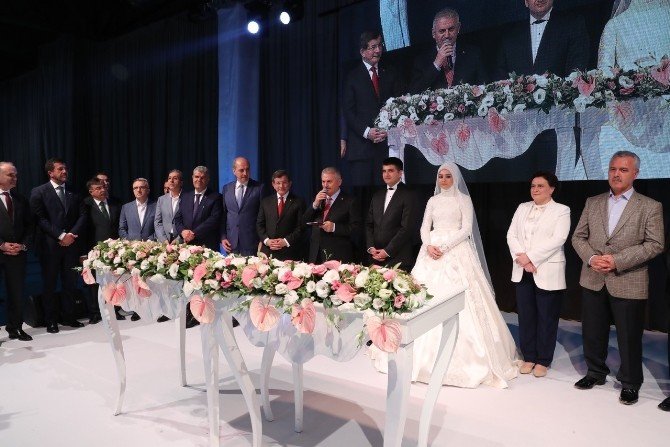 Başbakan Yıldırım, Bakan Işık kızının nikah şahidi oldu