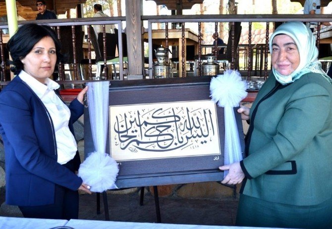 Başbakan Binali Yıldırım’ın Eşi Semiha Yıldırım Erzincan’da