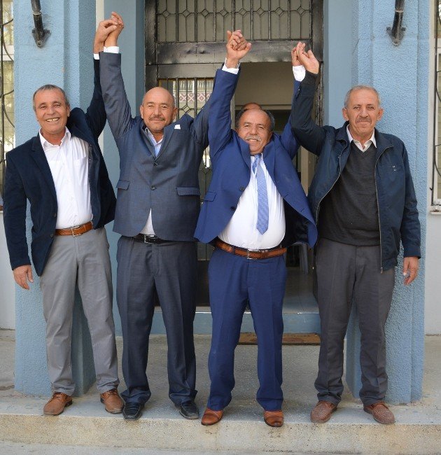 Korkuteli Sulama Birliği’nde Dursun Demir güven tazeledi