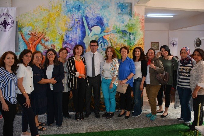 Bergama’da Kadınlar İçin El Emeği Kooperatifi Kuruldu
