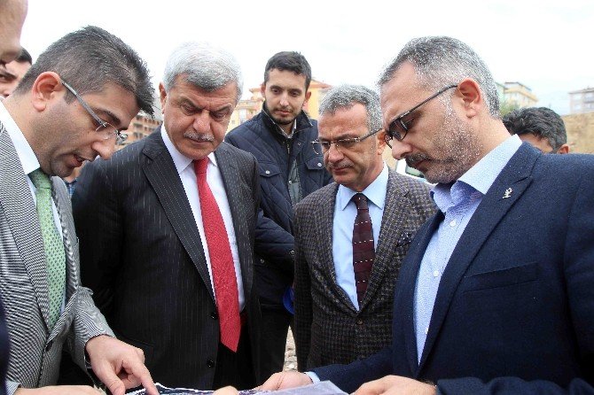 Başkan Karaosmanoğlu, Gebze Tatlıkuyu Vadisi’nin ikinci etabında inceleme yaptı