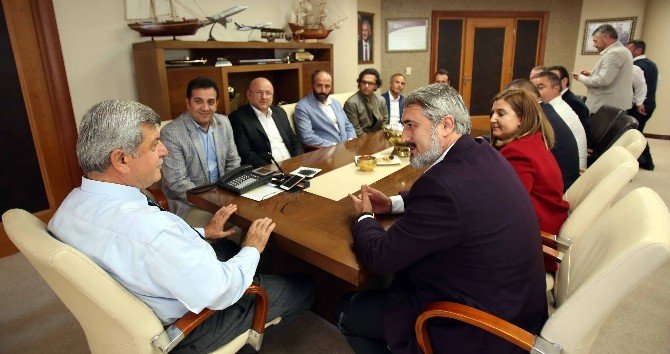 Başkan Karaosmanoğlu, KASKF yönetimini ağırladı