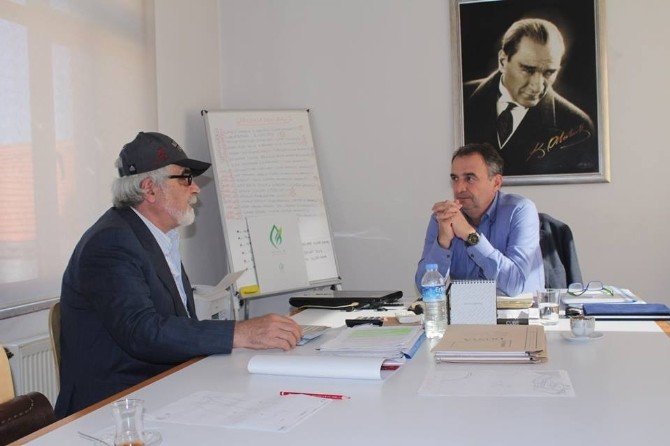 Yönetmen Zafer Par’a teşekkür