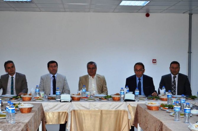 Batman Valisi Deniz, Özel Harekat polisleriyle iftarda bir araya geldi