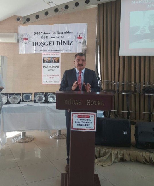 Başkan Gürkan ‘Yılın İlçe Belediye Başkanı’ seçildi