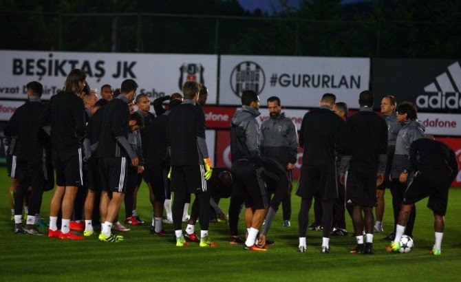 Beşiktaş, Dinamo Kiev maçı hazırlıklarını tamamladı