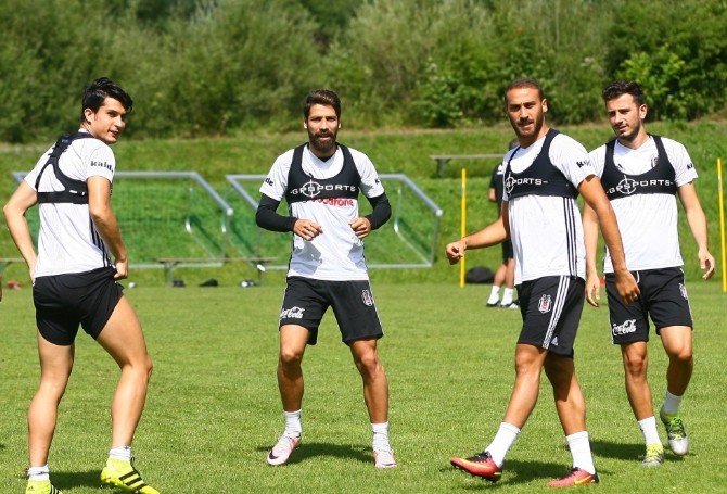 Beşiktaş yeni sezon hazırlıklarını sürdürüyor
