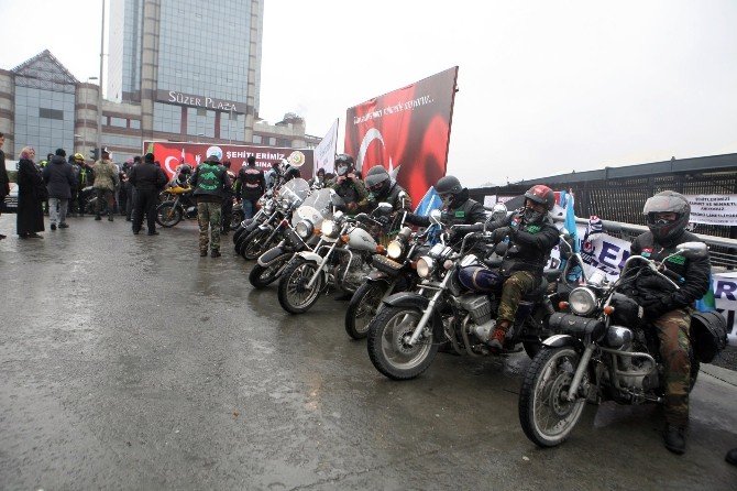 Motosiklet tutkunları Şehitler Tepesi’nde terörü protesto etti