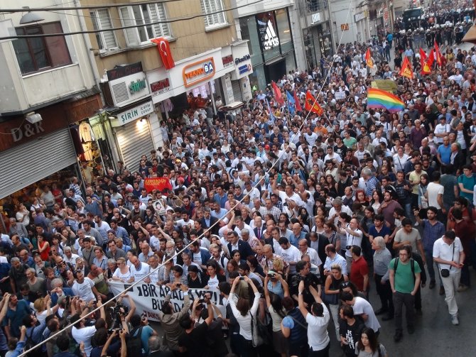 Taksim’de ‘Gezi Parkı’ eylemi
