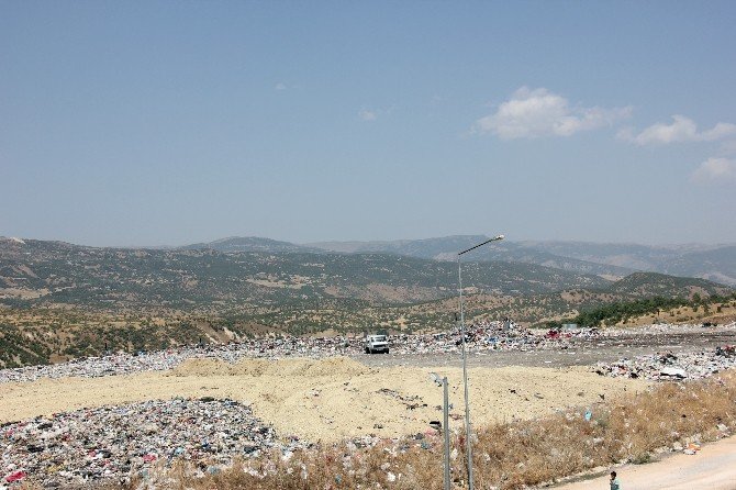 Bingöl’de ’Çöp kokusundan dolayı satılık köy’