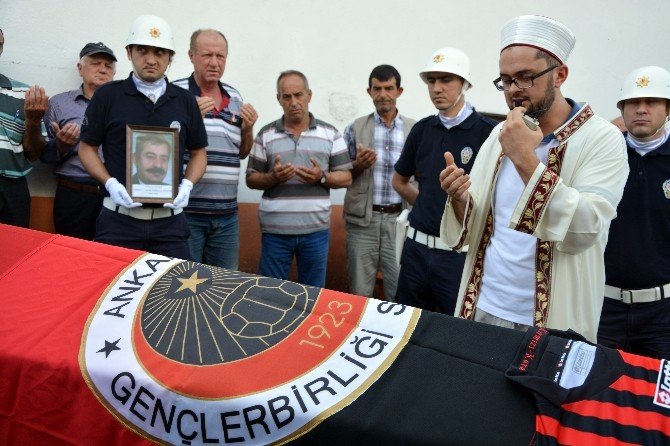 Efsane Emniyet Müdürü Son Yolculuğuna Uğurlandı