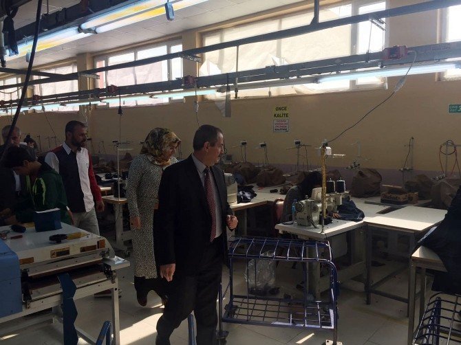 Başkan Gürsoy’dan tekstil fabrikasına ziyaret