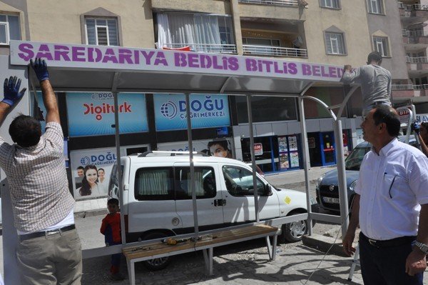 Bitlis’in ilk modern otobüs durakları hizmete açıldı