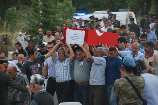 Şehit Piyade Onbaşı Hasan Hüseyin Gül son yolculuğuna uğurlandı