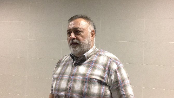 Ünlü baklavacı Nejat Güllü serbest bırakıldı