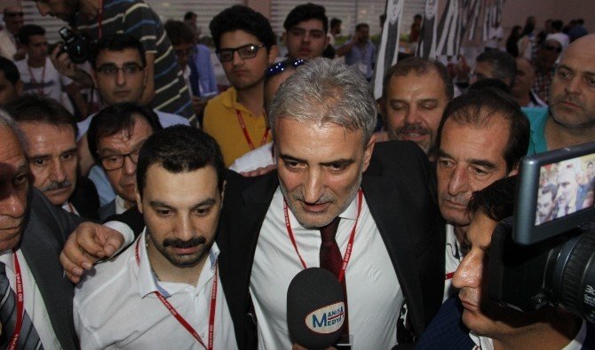 Manisaspor’da Başkanlığa Yeniden Mergen Seçildi