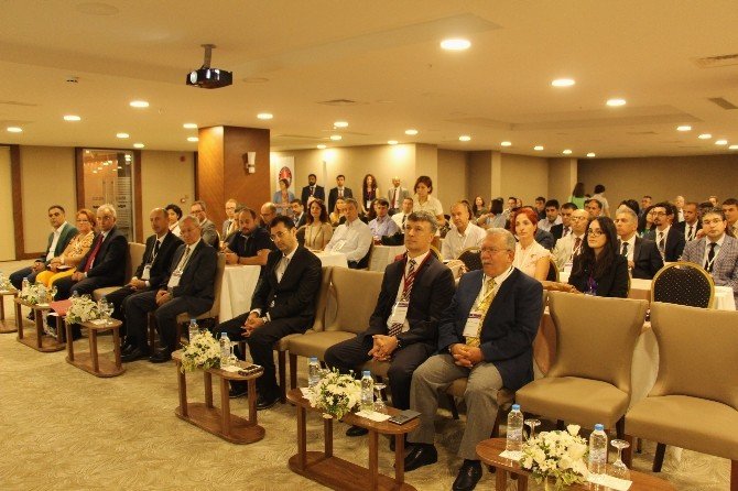 "8. Ulusal Veteriner Patoloji Kongresi" başladı