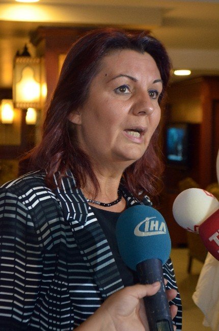 CHP Genel Başkan Yardımcısı Lale Karabıyık: “Eğitim asla siyasetin arka bahçesi olamaz”