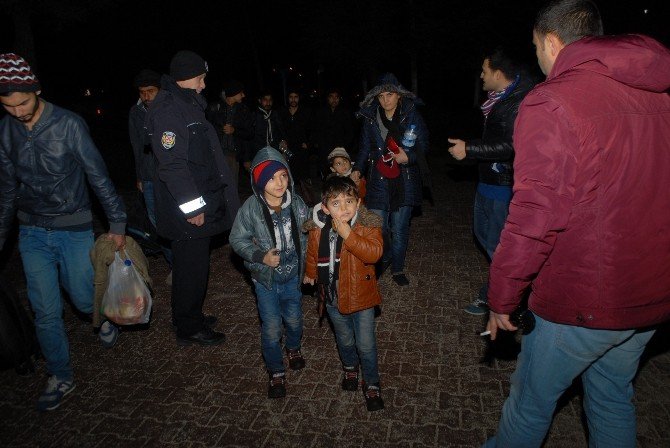 Burdur’da Suriye ve Afgan uyruklu 150 göçmen yakalandı