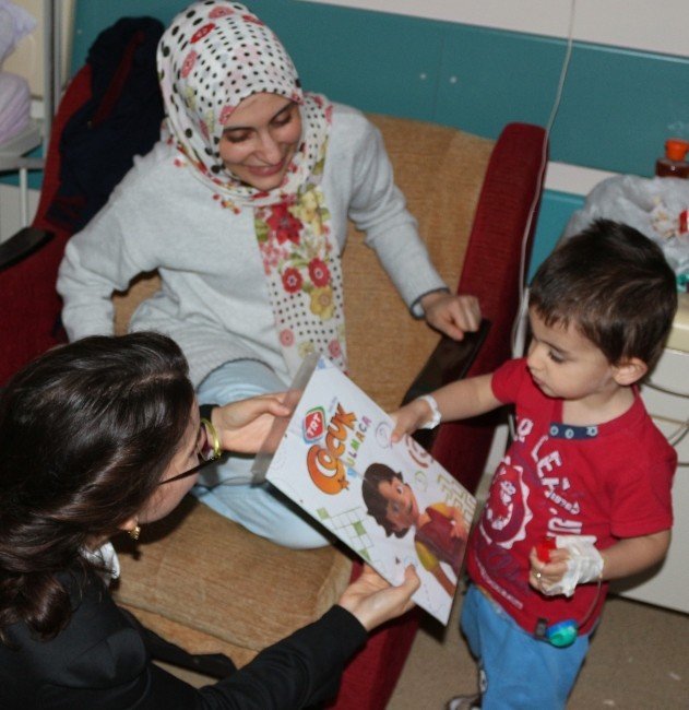 Çocuklara moral verdiler