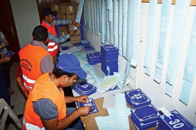 Başkent’te binalara Ankara Kedisi logolu kapı numarası