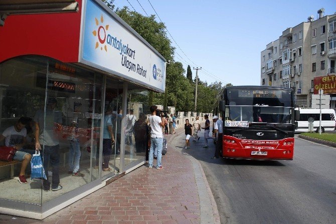 Özel otobüs işletmelerinden Büyükşehir’in 12 metrelik otobüs kararına destek