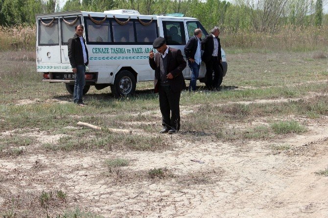 Bursa’yı Kana Bulayan Canlı Bomba Iğdır’da Defnedildi