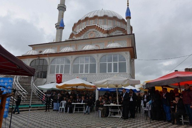 Yörgüç Köyü Camii İbadete Açıldı