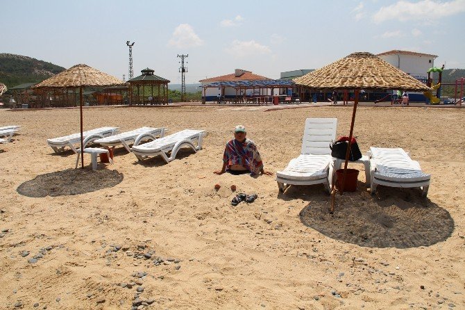 Aksaz Halk Plajında Sezon Açıldı