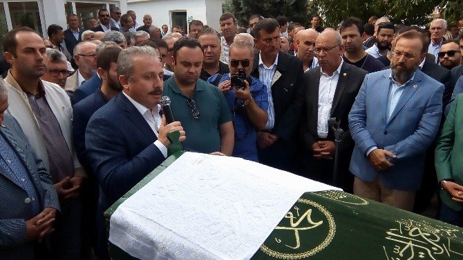 45 günlük yaşam mücadelesini kaybeden AK Partili başkan toprağa verildi.