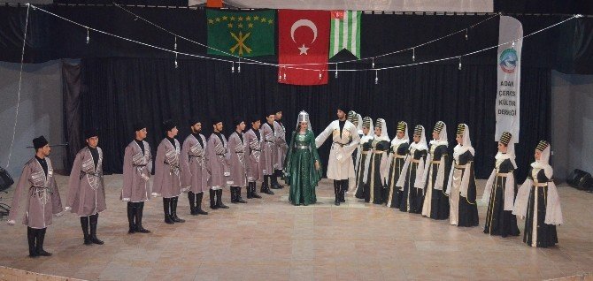 Çerkeslerin Gösterisi