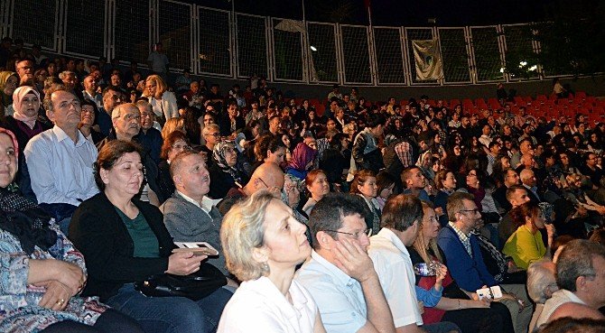 Çerkeslerin Gösterisi