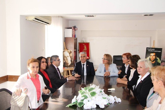 CHP Kadın Kolları heyeti, Başkan Kayalı ve CHP ile örgütünü ziyaret etti