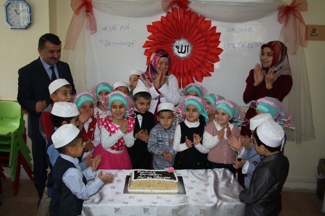 Kuran-ı Kerim okuyan çocuklar için tören düzenlendi