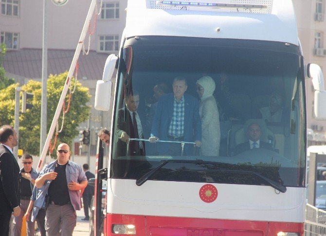 Cumhurbaşkanı Erdoğan, Gaziantep Valiliği’nde tören mangası ile karşılandı