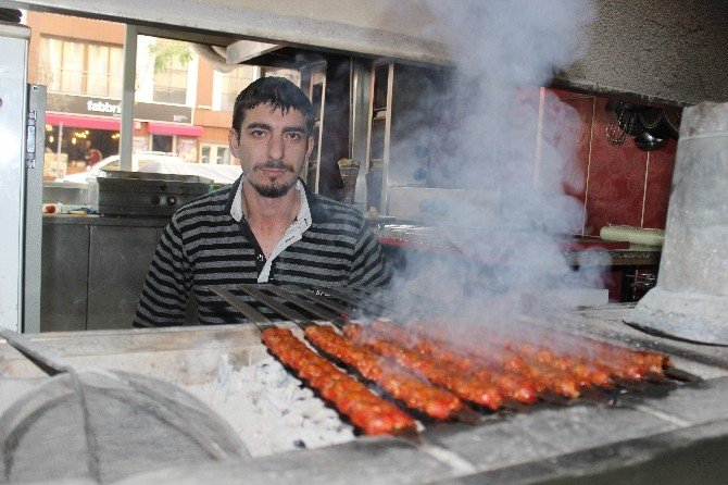 Dolara karşı kebap kampanya