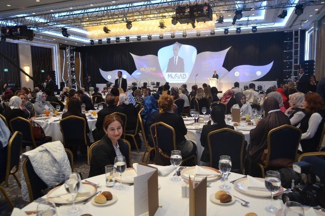 Emine Erdoğan: “Kadınların Aile İçi Sorumluluklarını Unutmaması Gerekir”