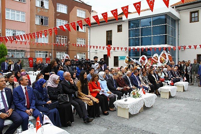 Sümeyye Erdoğan: “15 Temmuz bir milletin ‘ölümü öldürdüğü gün’ olarak tarihe geçti”